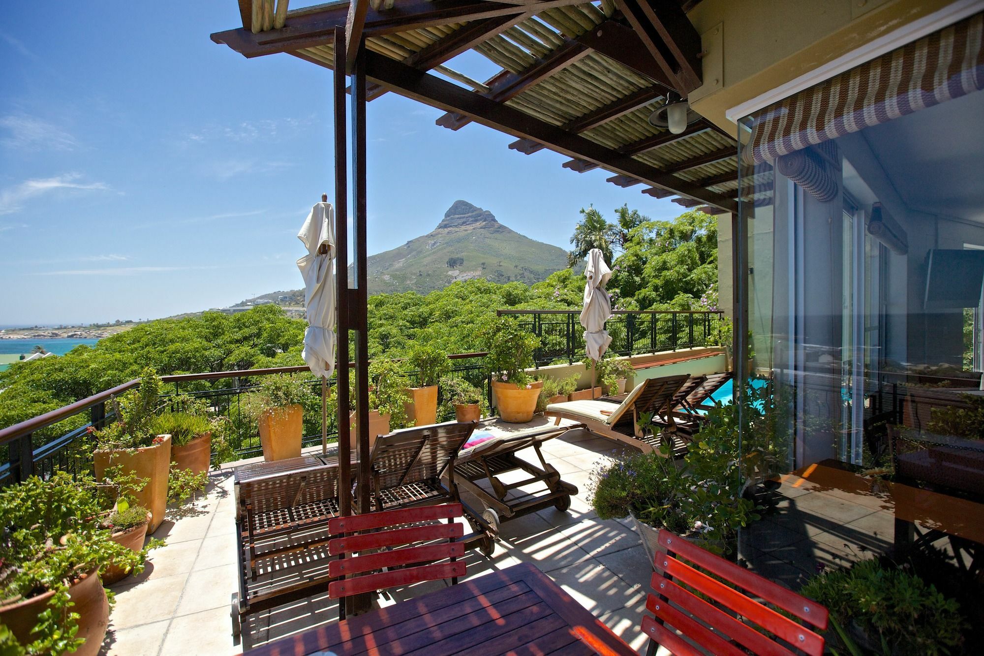Primi Royal Hotel 4*